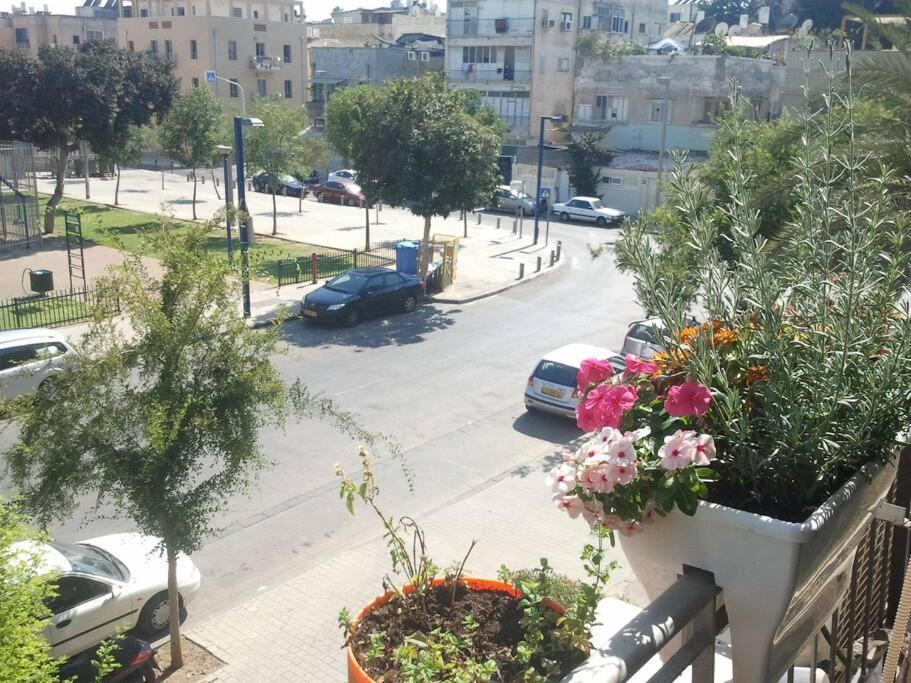 Spacious Jaffa Apt Near The Flea Market Tel Aviv Eksteriør billede